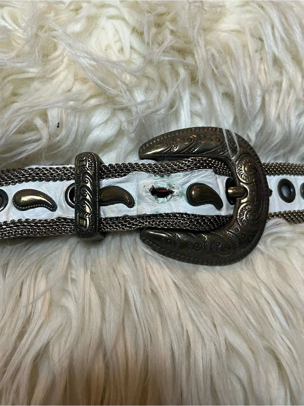 White & Antique Bronze Western Statement Belt with Chainmail Mesh paisley detail